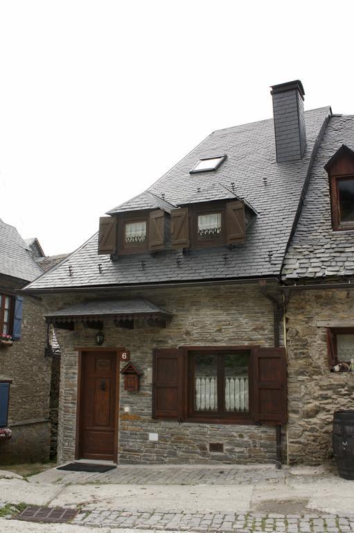 Apartamentos Valle De Aran Mont Екстер'єр фото